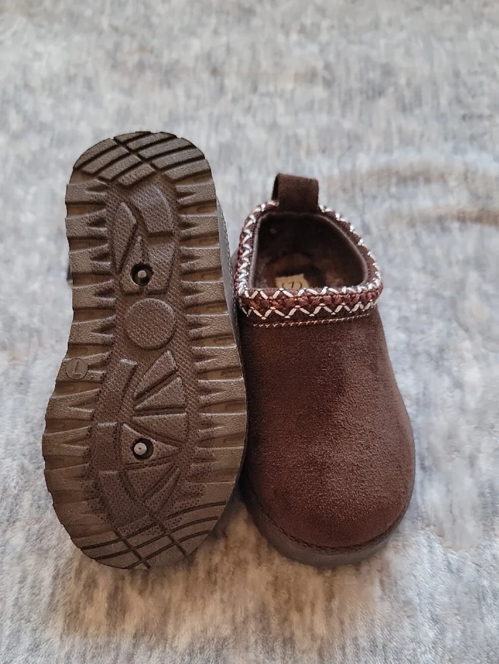 American Exchange Toddler Dark Brown Plush Slip-On Clog Size 7